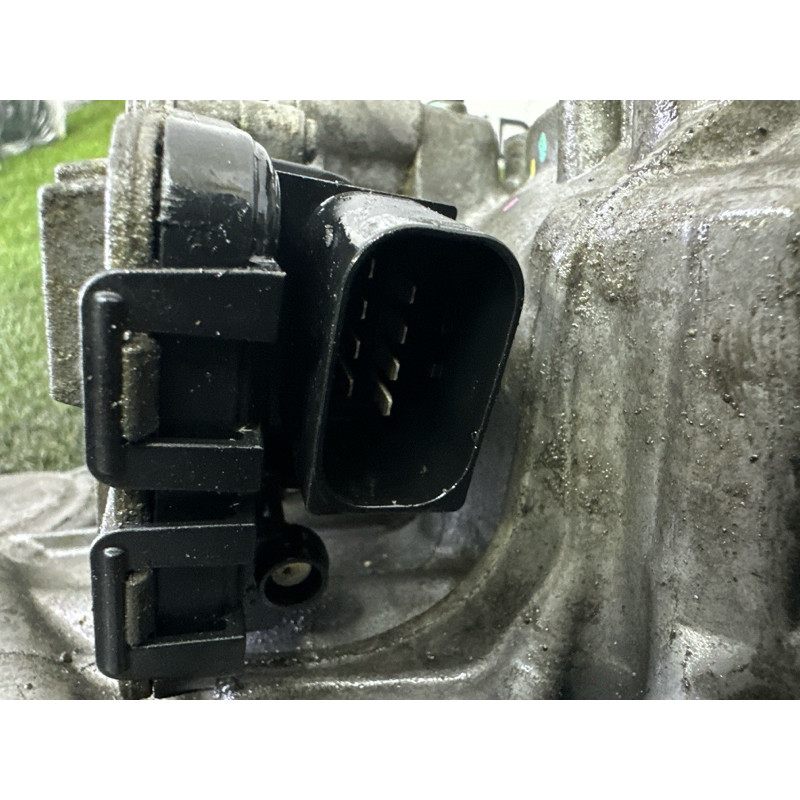 Роздавальна коробка (трансмісія) BMW X3 F25 2013 2.0 27105A371E2