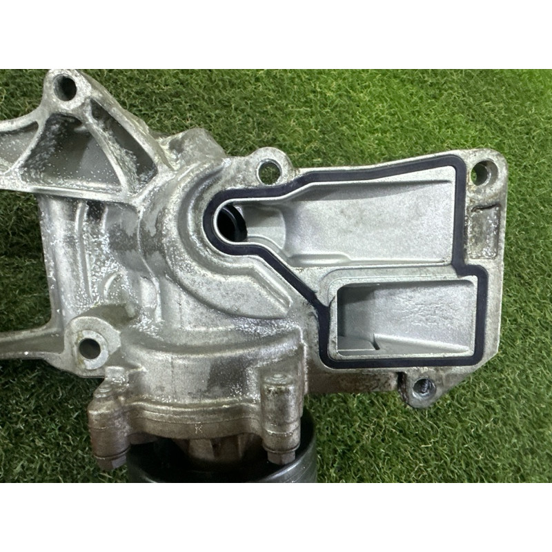 Помпа (система охлаждения) BMW X1 F48 2016 2.0 11518601366