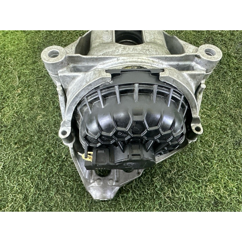 Подушка двигателя (двигатель и элементы) AUDI Q5 FY 2020 2.0 DJYA 4M0199371B