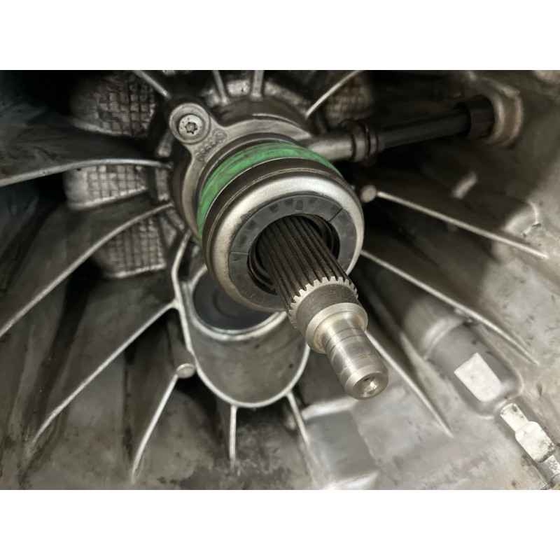 МКПП (трансмісія) Volkswagen Amarok 2H 2.0 0C6300027