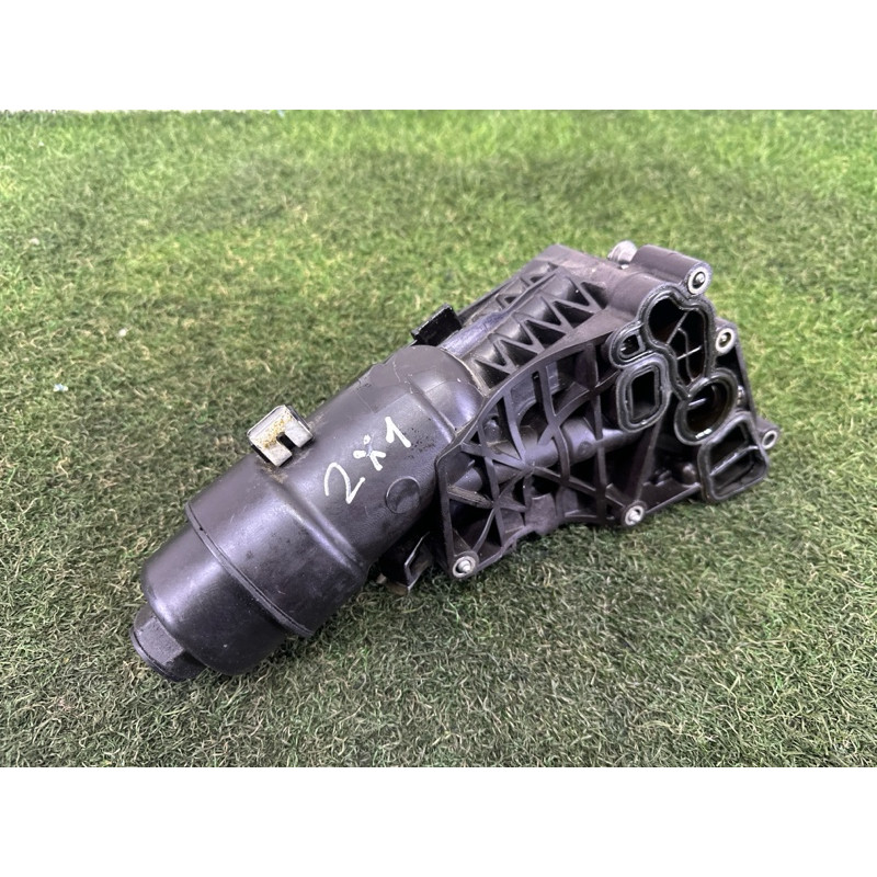 Корпус масляного фильтра (двигатель и элементы) BMW X1 F48 2018 2.0 11428575898