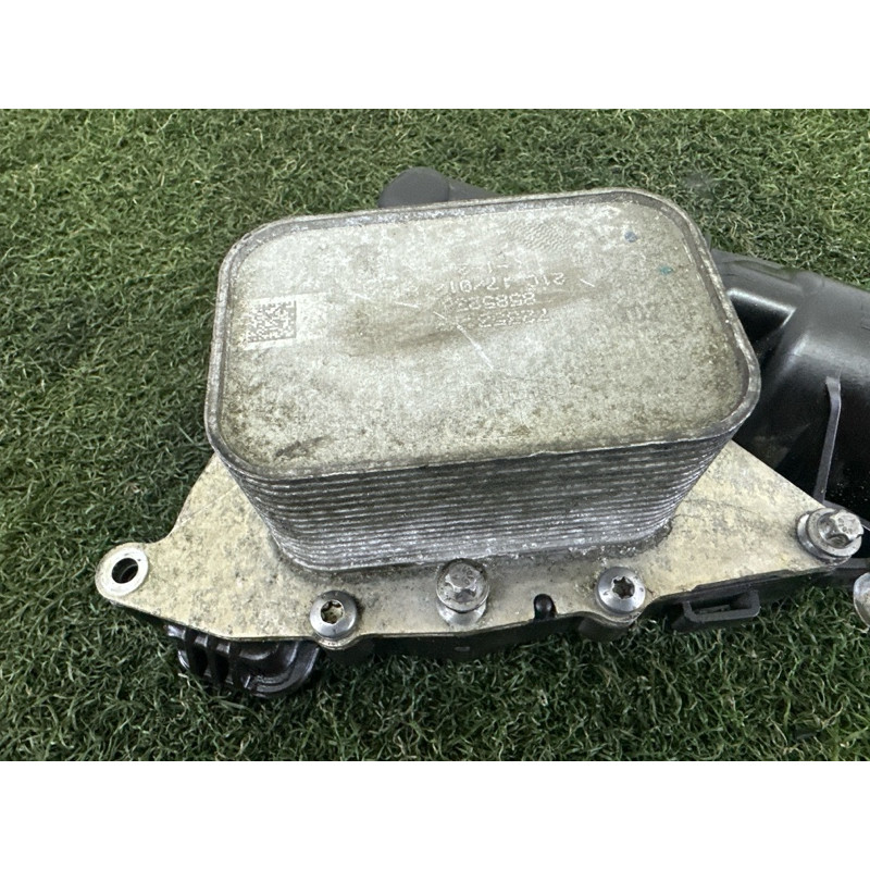 Корпус масляного фильтра (двигатель и элементы) BMW X1 F48 2018 2.0 11428575898