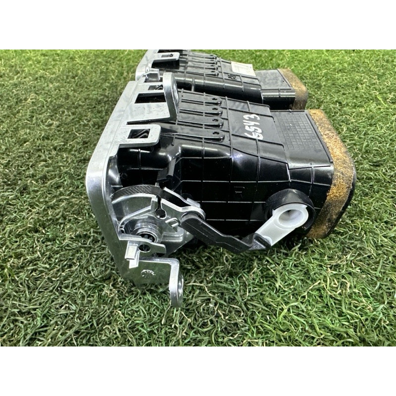 Дефлектор повітроводу (салон) LAND ROVER Range Rover L405 2014 5.0 LR048782