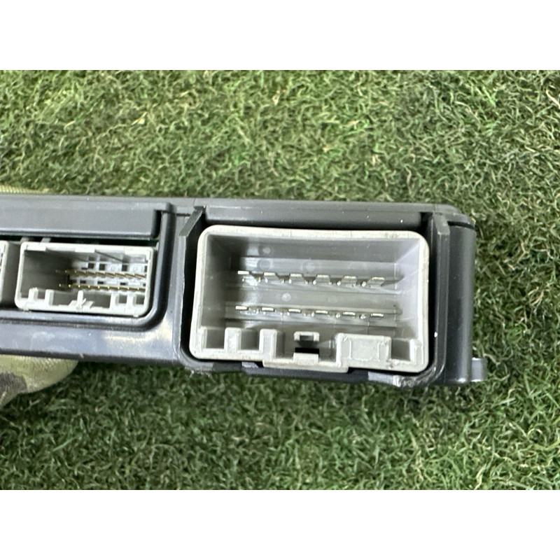 Блок бесключевого доступа (электрика / блоки управления) LAND ROVER Range Rover L405 2014 5.0 LR059765