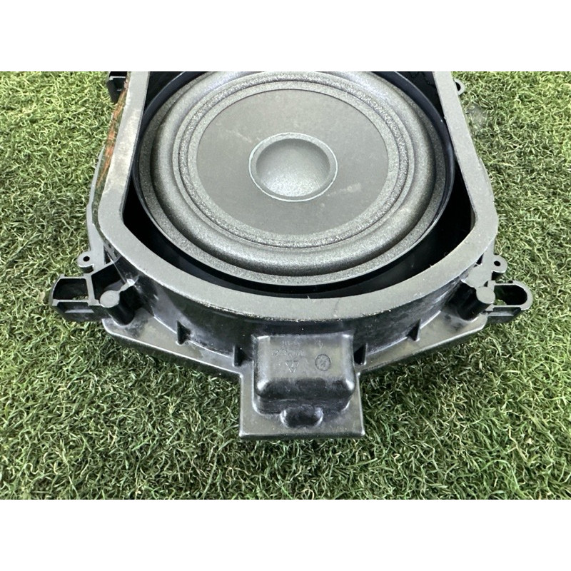 Сабвуфер (электрика) BMW X5 E70 2011 3.0 65139217913