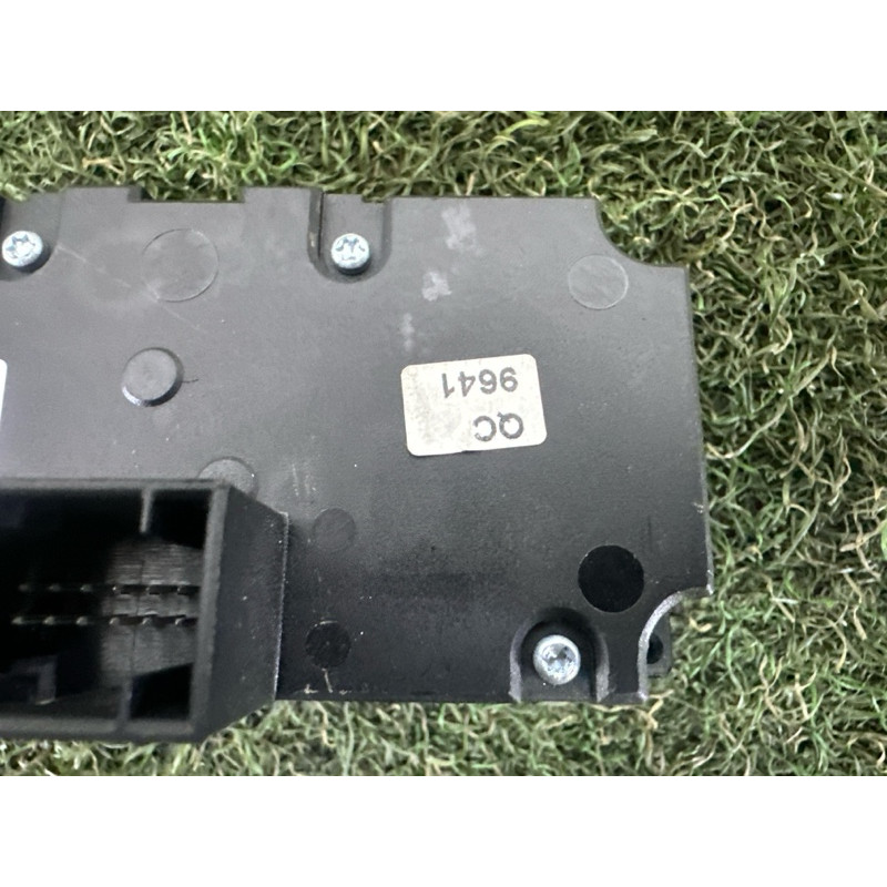 Перемикач світла (електрика) BMW X5 E70 2011 3.0 61319134728