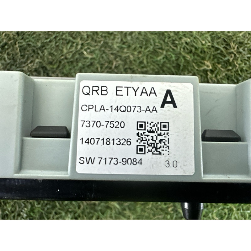 Блок предохранителей (электрика) LAND ROVER Range Rover L405 2014 5.0 LR041091