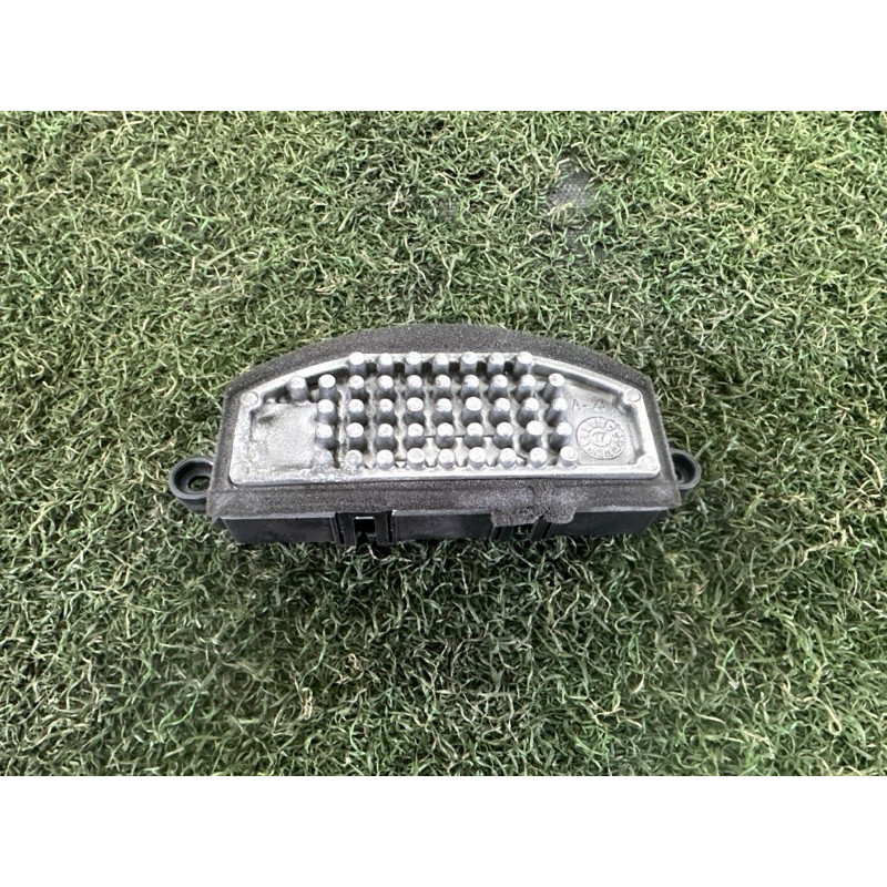 Резистор печки (отопление и кондиционирование) BMW X1 F48 2018 2.0 64117952061