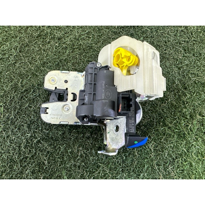Замок багажника (кузов и элементы) AUDI Q5 FY 2018 2.0 DAYB 80A827506A