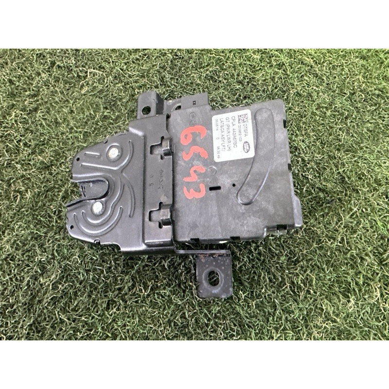 Замок багажника (кузов и элементы) LAND ROVER Range Rover L405 2014 5.0 LR072586