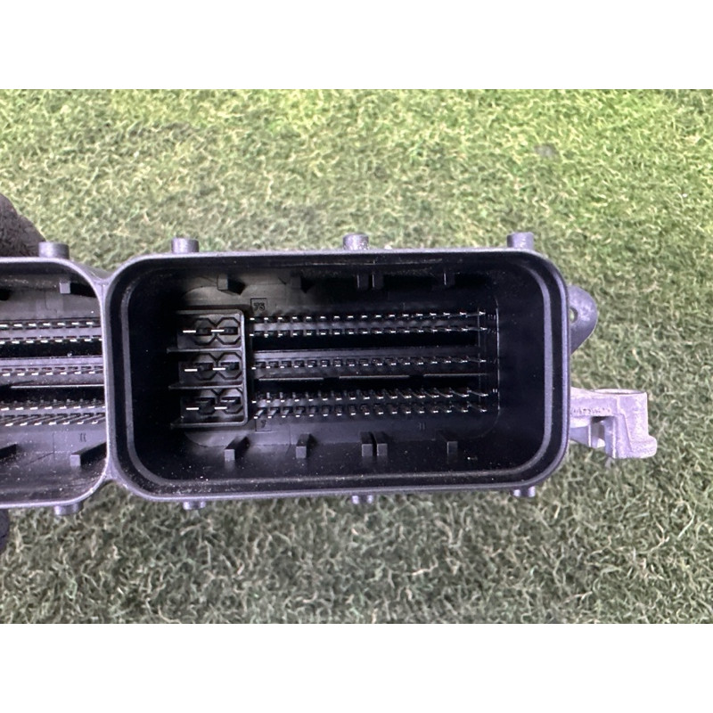 Блок управления двигателем (электрика / блоки управления) LAND ROVER Range Rover L405 2014 5.0 LR038618