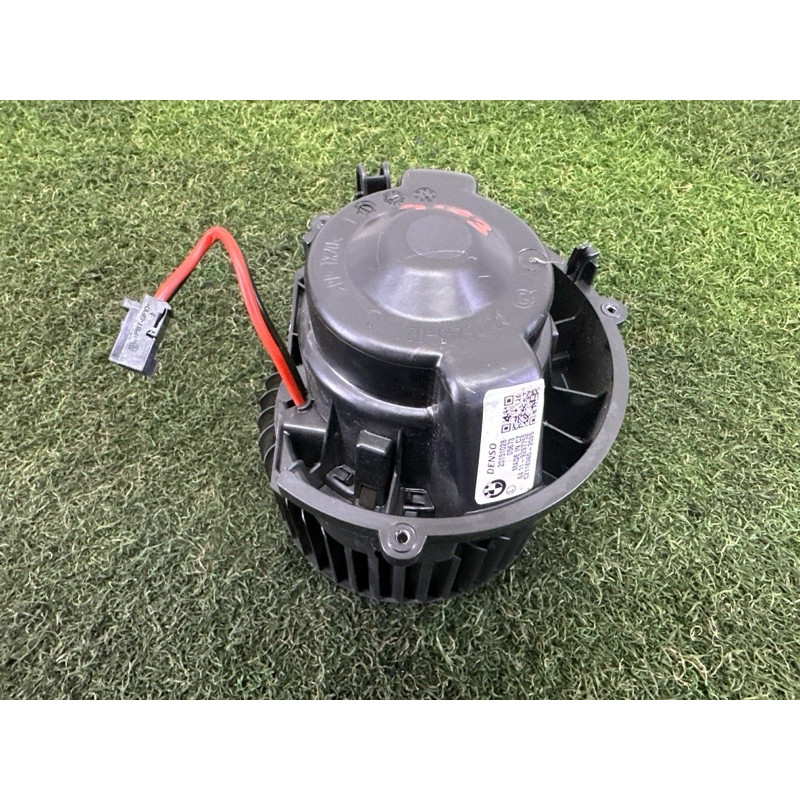 Мотор пічки (обігрів та кондиціювання) BMW X1 F48 2016 2.0 64119297752