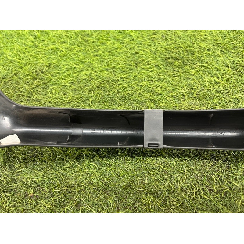 Накладка петли крышки багажника (салон) BMW 3-series F30 51497255696