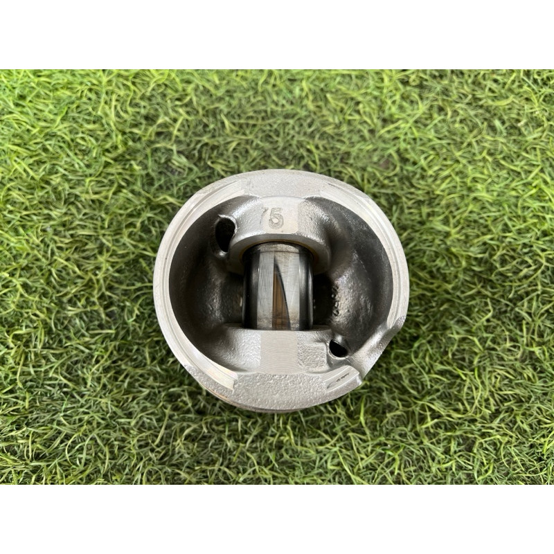 Поршень (двигун та елементи) Volkswagen Amarok 2H 2.0 03L107065AG