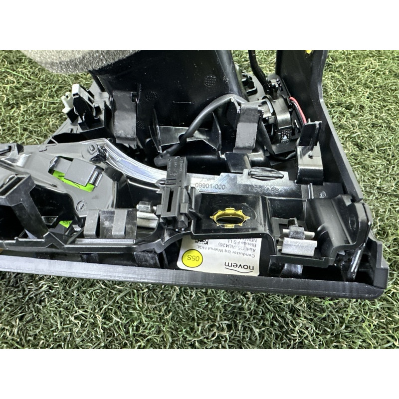 Дефлектор повітроводу (салон) AUDI Q5 FY 2020 2.0 DJYA 80B820901A6PS