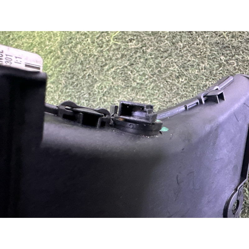 Воздуховод салона (отопление и кондиционирование) BMW X5 F15 2015 3.0 64116954487