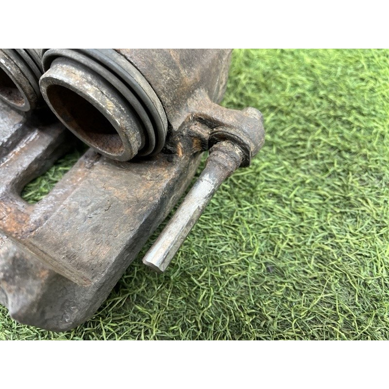 Суппорт тормозной (тормозная система) LAND ROVER Range Rover P38 1996 4.6 Lucas
