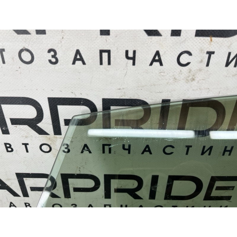 Стекло (кузов и элементы) Jeep Renegade BU 2016 2.4 68274340AA