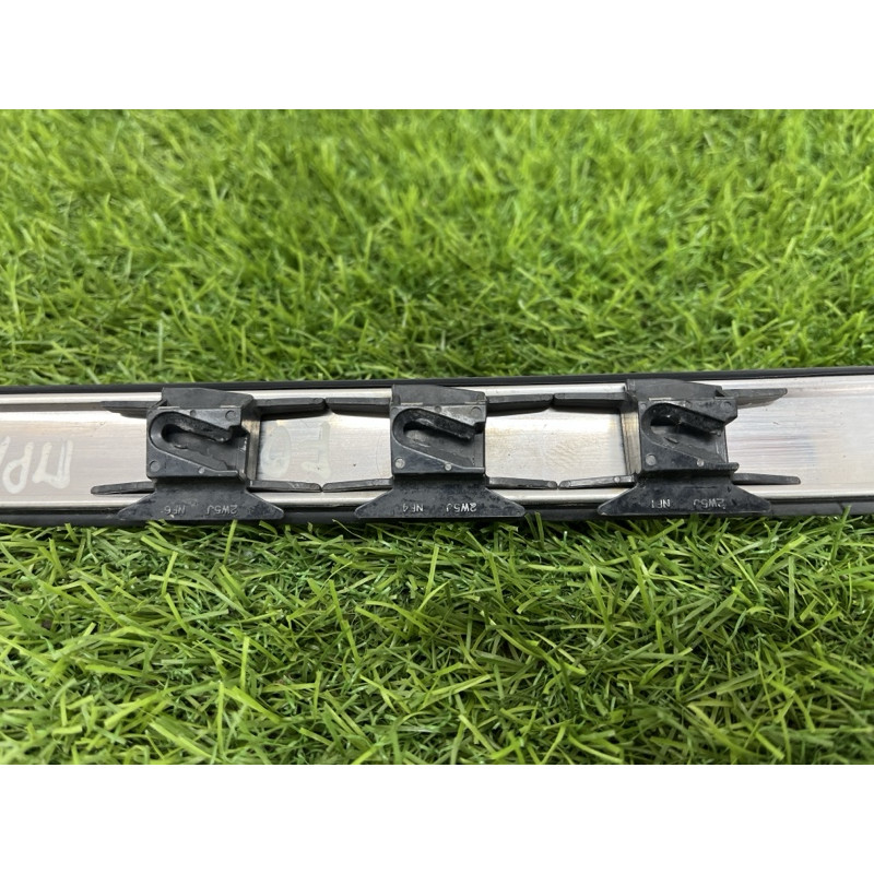 Молдинг на дах (кузов і елементи) Subaru Forester SH 2008 2.0 91046SC000