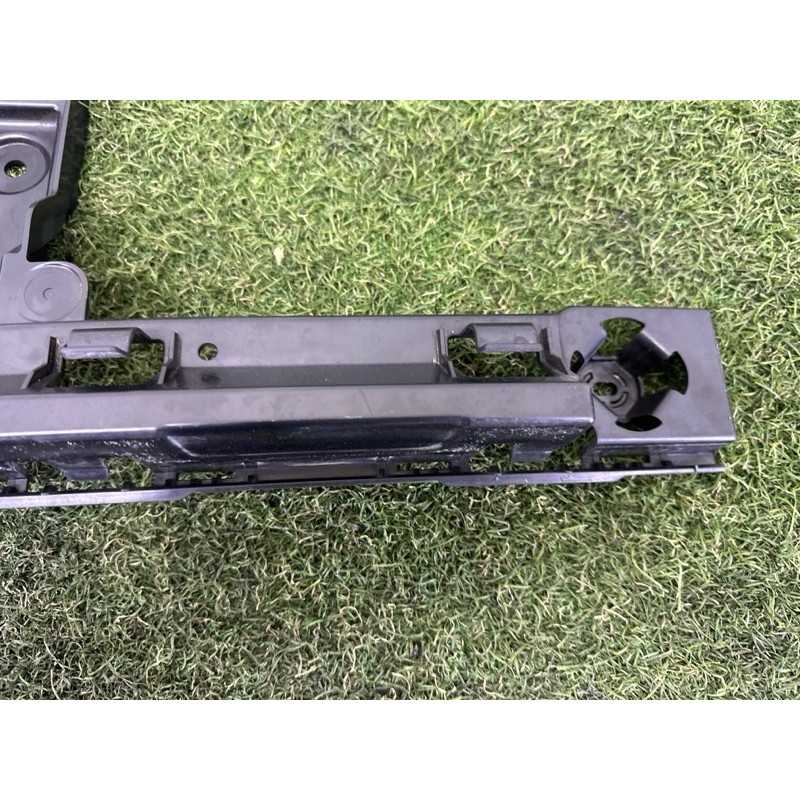 Кріплення бампера (кузов і елементи) BMW X1 F48 2016 2.0 51127381120