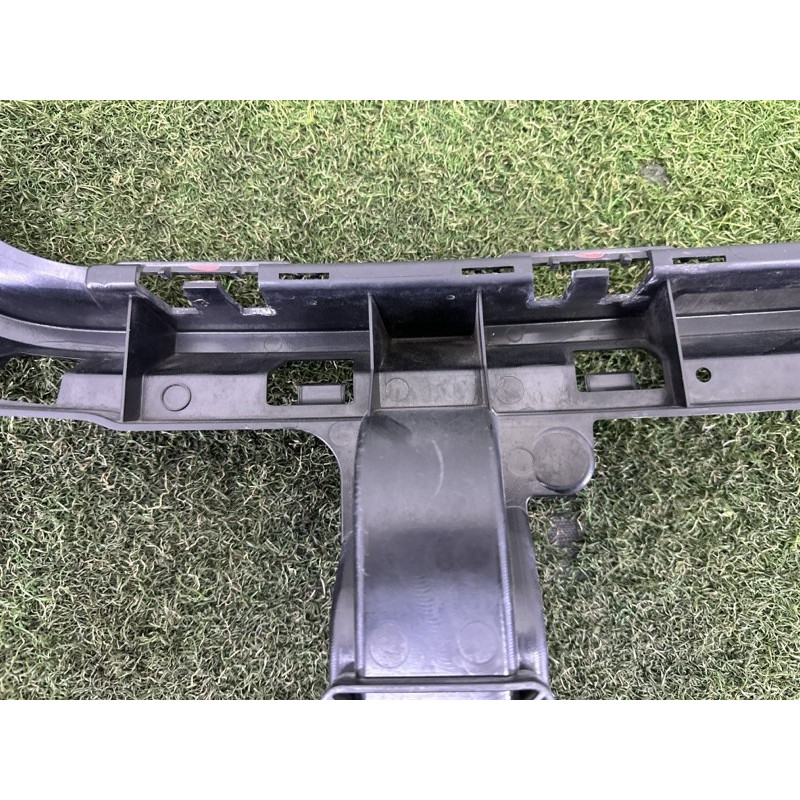 Кріплення бампера (кузов і елементи) BMW X1 F48 2016 2.0 51127381120