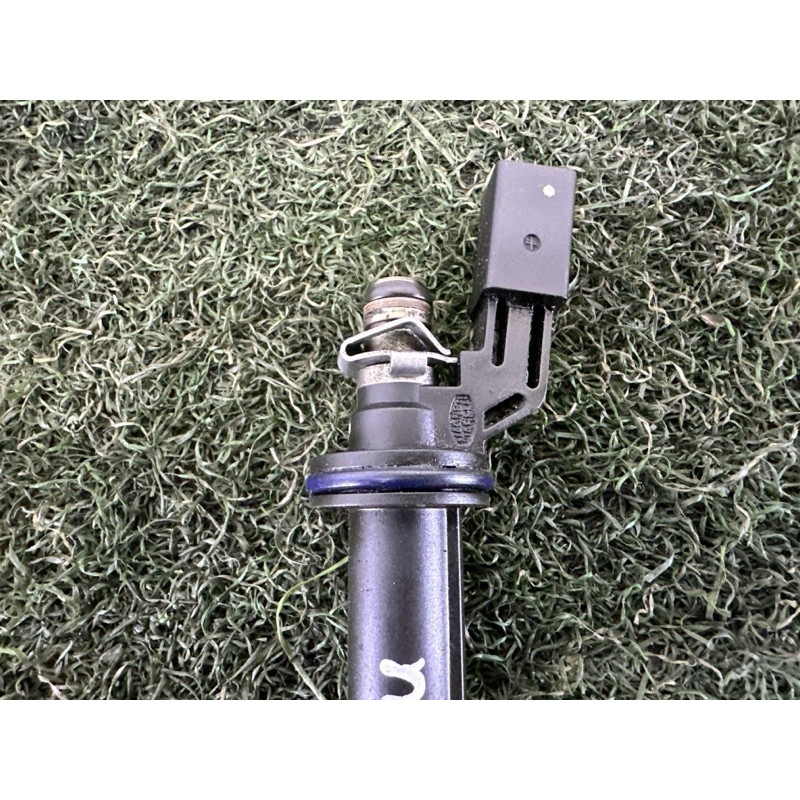 Форсунка паливна (паливна система) Volkswagen Touareg NF 2013 3.6 CGRA 03H906036A