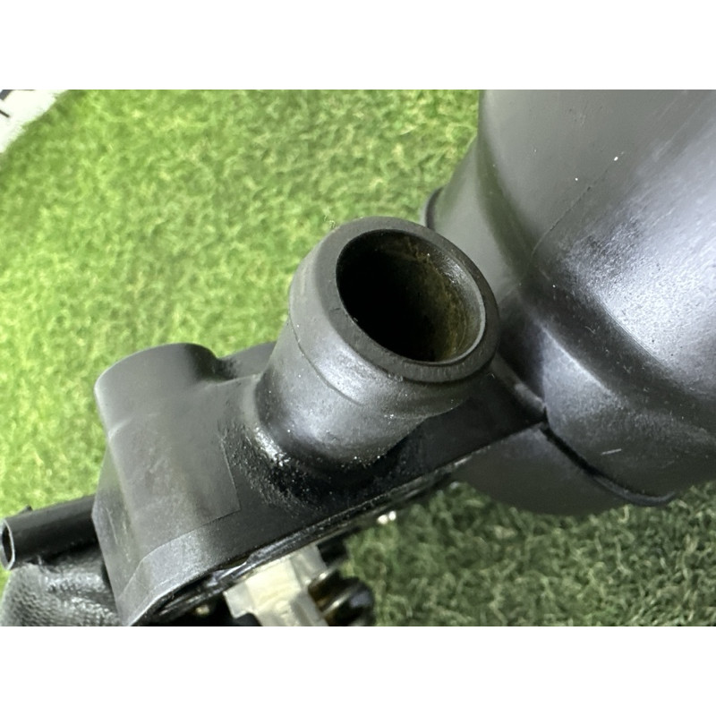 Корпус масляного фільтра (двигун та елементи) AUDI Q7 4L 2015 3.0 CNRB 059115389P