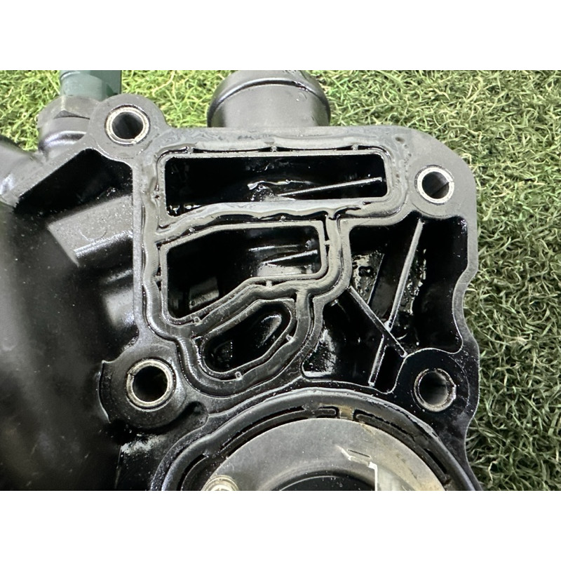 Корпус масляного фільтра (двигун та елементи) AUDI Q7 4L 2015 3.0 CNRB 059115389P