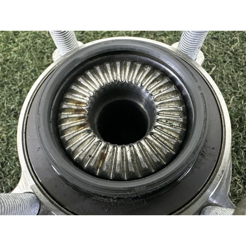 Ступиця (підвіска) BMW X1 F48 2018 2.0 31208845775