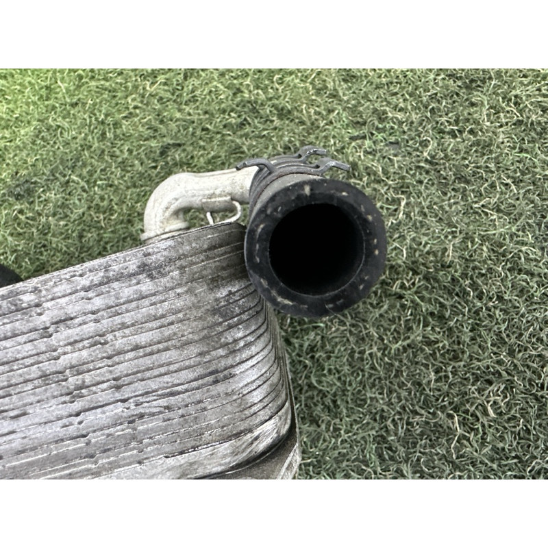 Теплообмінник масляного фільтра (двигун та елементи) AUDI Q7 4L 2015 3.0 CNRB 059117021R