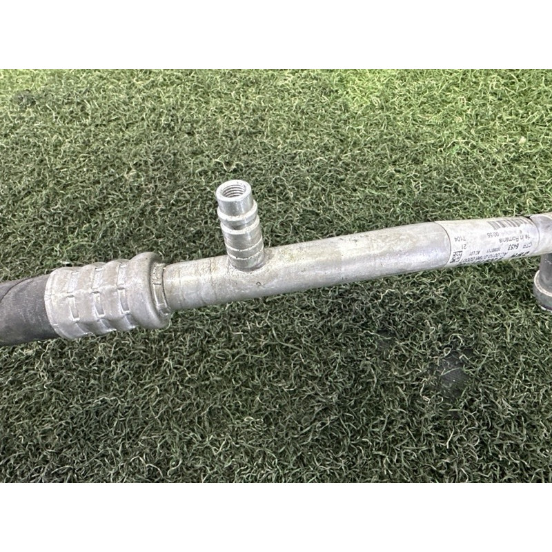 Трубка кондиціонера (обігрів та кондиціювання) BMW X1 F48 2016 2.0 64539209721
