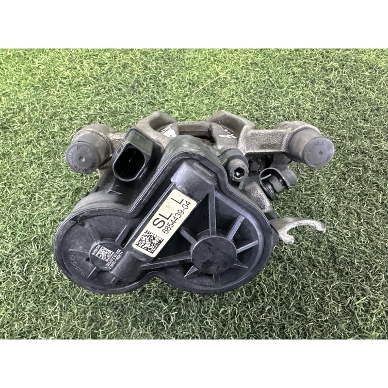 Суппорт тормозной (тормозная система) BMW X1 F48 2016 2.0 34206883033