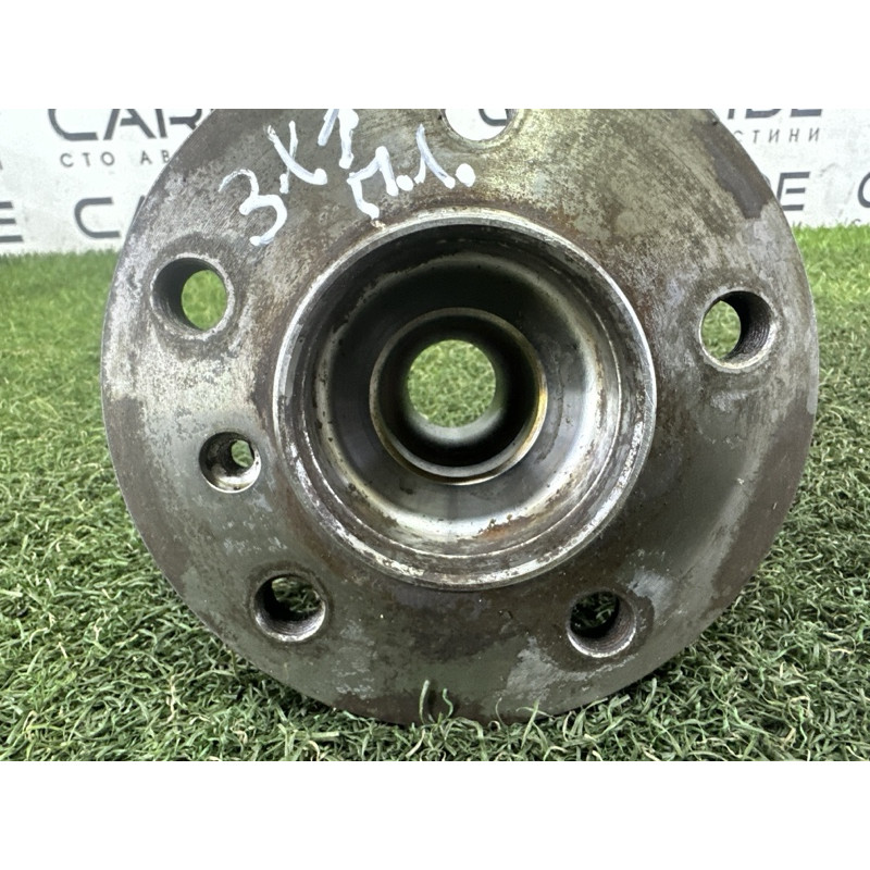 Ступиця (підвіска) BMW X1 F48 2016 2.0 31208845775