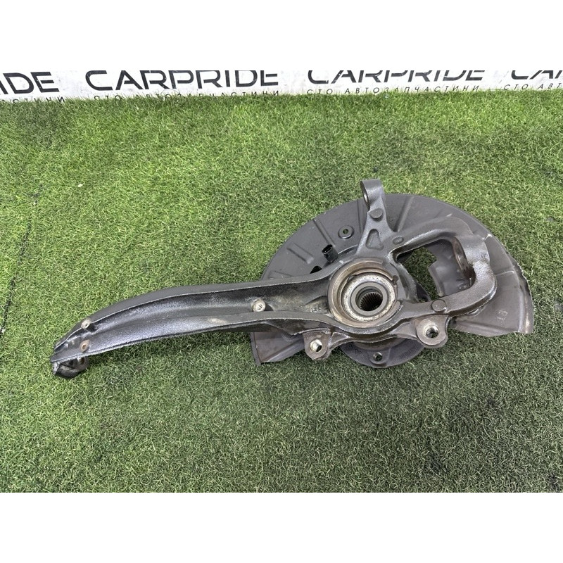 Поворотный кулак (подвеска) Volkswagen Touareg NF 2013 3.6 CGRA 7P6407246A