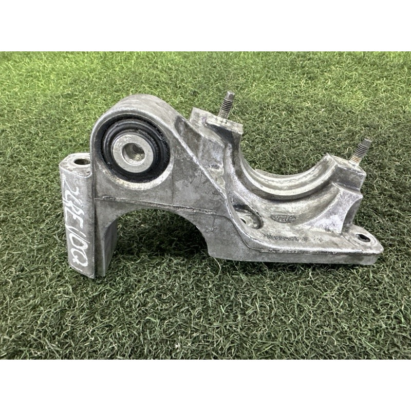 Кронштейн промежуточного вала (трансмиссия) LAND ROVER Range Rover Evoque L538 2015 2.0 LR024760