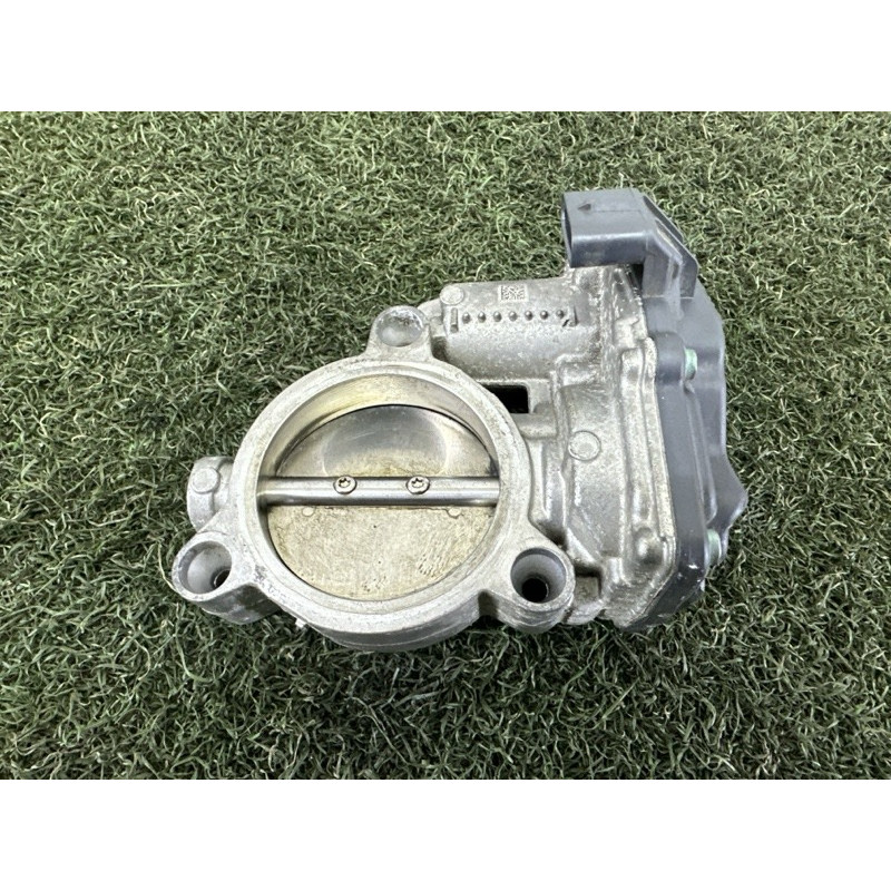 Дросельна заслонка (електрика двигуна) BMW X1 F48 2018 2.0 13547619008