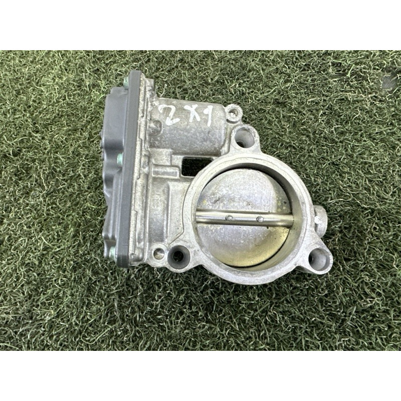Дросельна заслонка (електрика двигуна) BMW X1 F48 2018 2.0 13547619008