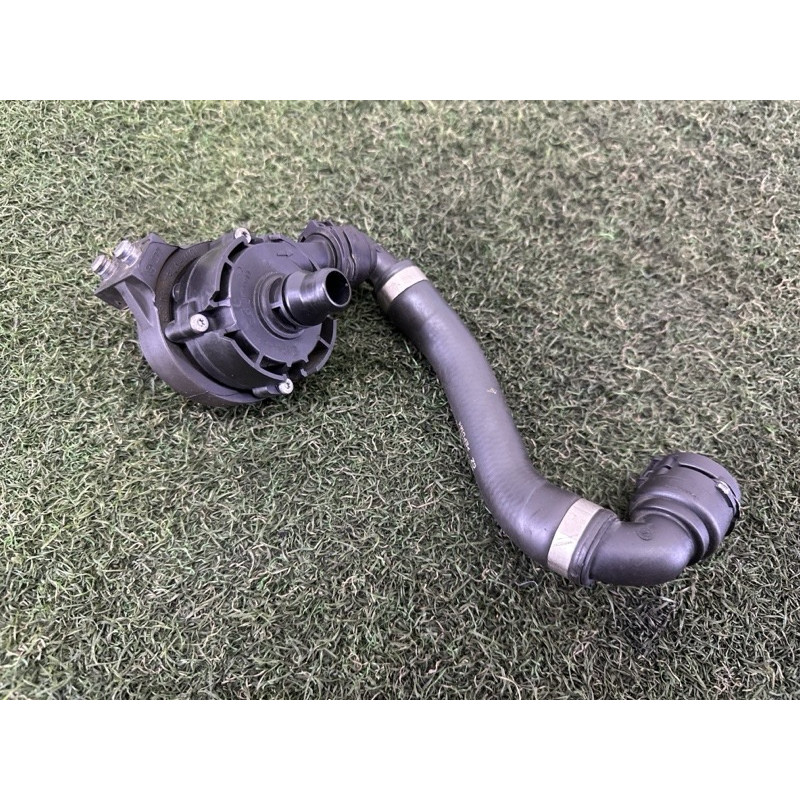 Помпа электрическая (электрика) BMW X1 F48 2018 2.0 11518671654