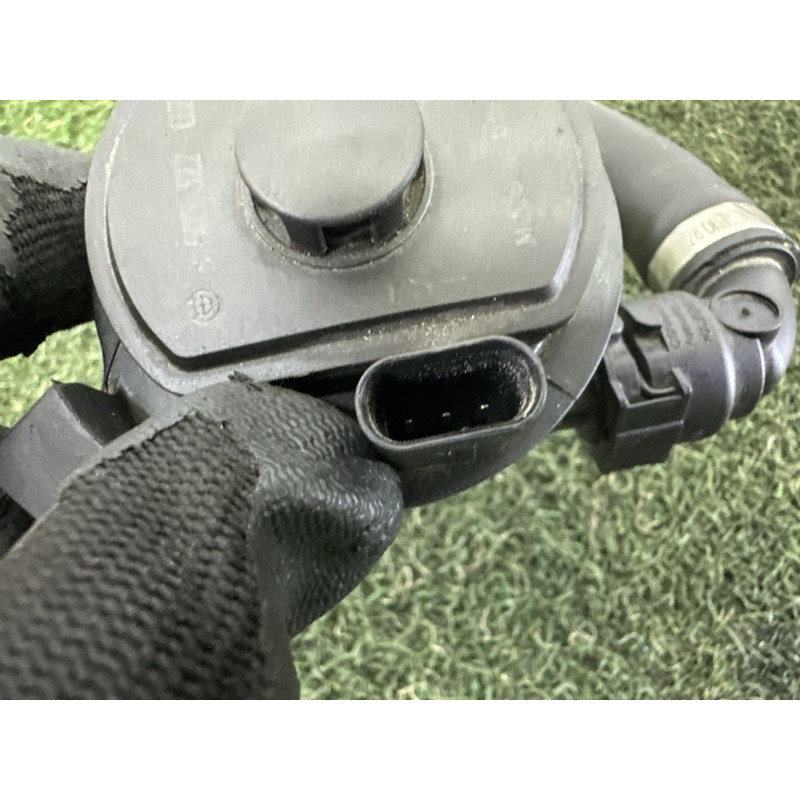 Помпа электрическая (электрика) BMW X1 F48 2018 2.0 11518671654