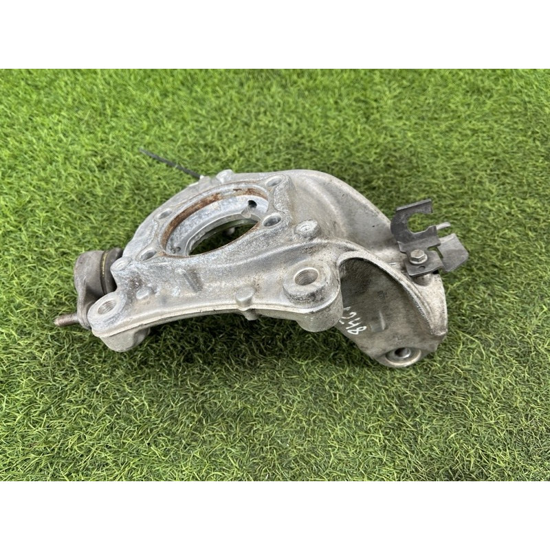 Цапфа подвески (подвеска) Volkswagen Passat CC 3C 3c0407258g
