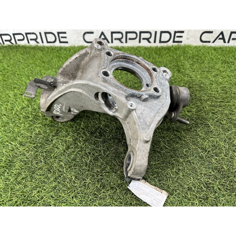 Цапфа подвески (подвеска) Volkswagen Passat CC 3C 3c0407258g