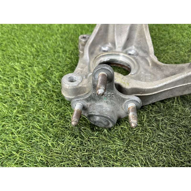 Цапфа подвески (подвеска) Volkswagen Passat CC 3C 3c0407258g