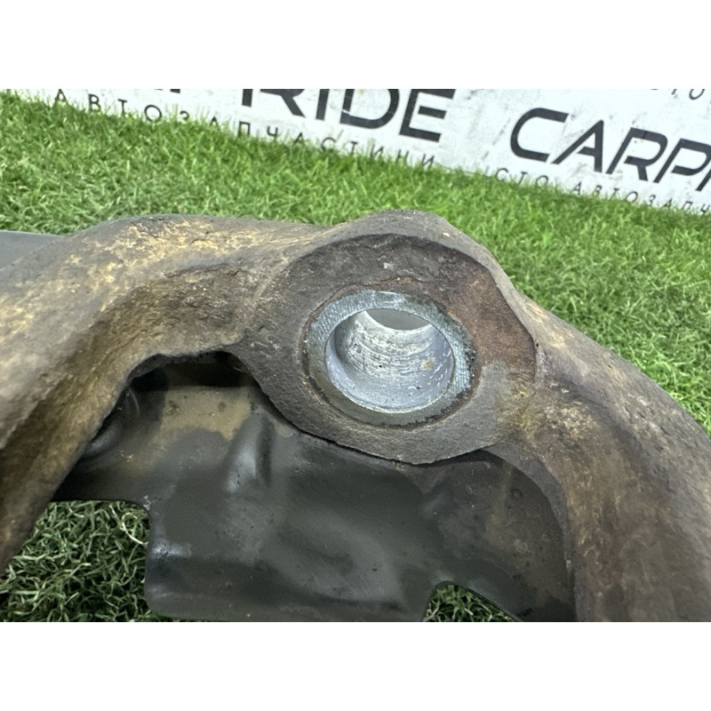 Поворотный кулак (подвеска) AUDI Q7 4L 2015 3.0 CNRB 7L8407257B