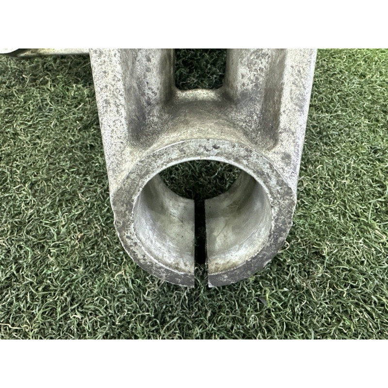 Поворотный кулак (подвеска) LAND ROVER Range Rover Evoque L538 2015 2.0 LR072485