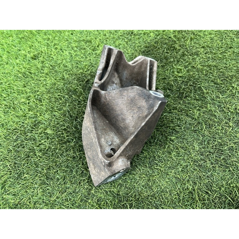 Кронштейн подушки двигателя (кронштейны двигателя) Volkswagen Amarok 2H 2.0 03L199307B