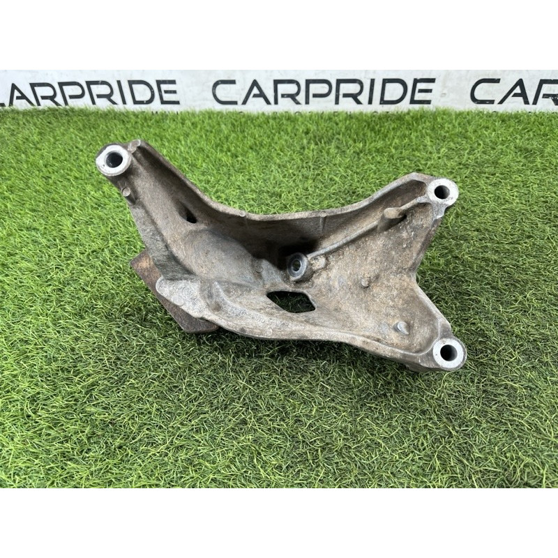 Кронштейн подушки двигателя (кронштейны двигателя) Volkswagen Amarok 2H 2.0 03L199308E