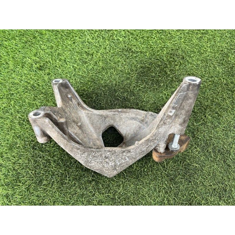 Кронштейн подушки двигателя (кронштейны двигателя) Volkswagen Amarok 2H 2.0 03L199308E