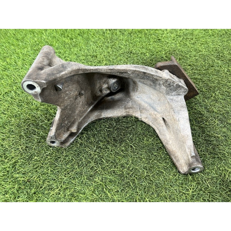 Кронштейн подушки двигателя (кронштейны двигателя) Volkswagen Amarok 2H 2.0 03L199308E