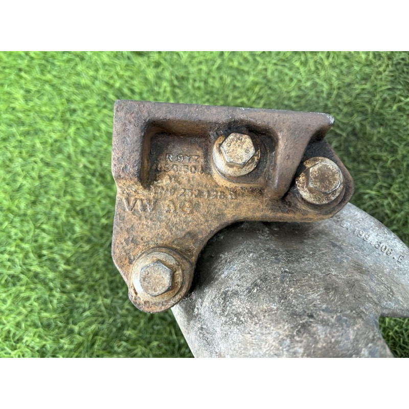 Кронштейн подушки двигателя (кронштейны двигателя) Volkswagen Amarok 2H 2.0 03L199308E