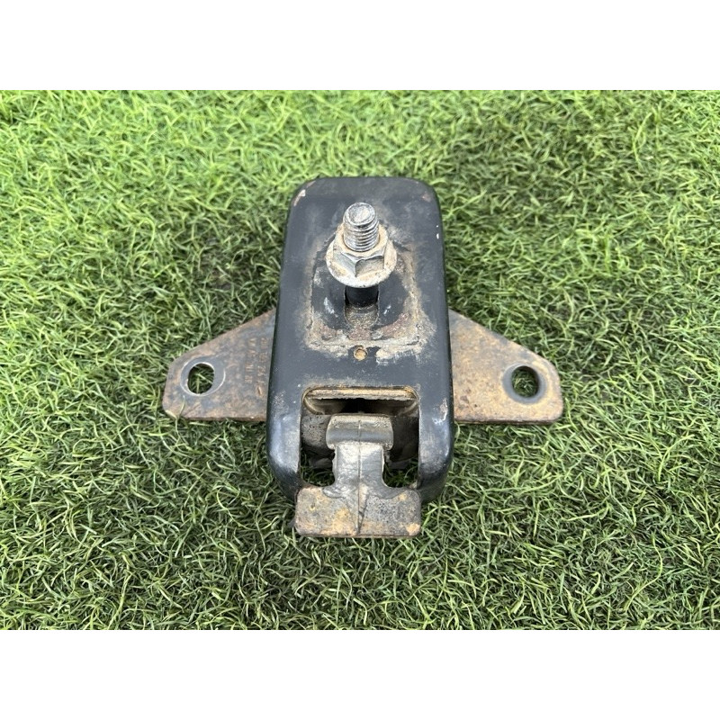 Подушка двигателя (двигатель и элементы) Volkswagen Amarok 2H 2.0 2H0199256A